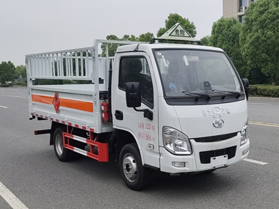 江特牌JDF5030TQPSH6型氣瓶運(yùn)輸車(chē)