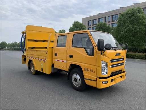 VVV5041TFZJX6江鈴順達(dá)防撞緩沖車(chē)